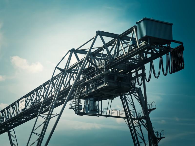 Sinalizador Audiovisual para Ponte Rolante: Segurança e Eficácia no Ambiente de Trabalho