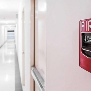 Sistema de detecção alarme e combate a incêndio